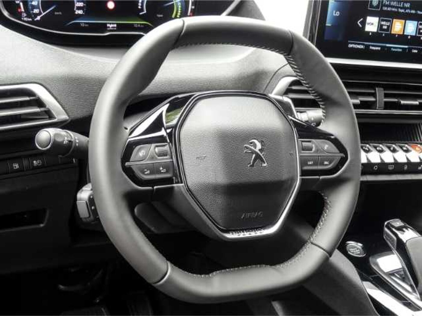 Peugeot  Hybrid 225 Allure 1.6 Plug-In EU6d Navi digitales Cockpit LED Scheinwerferreg.
