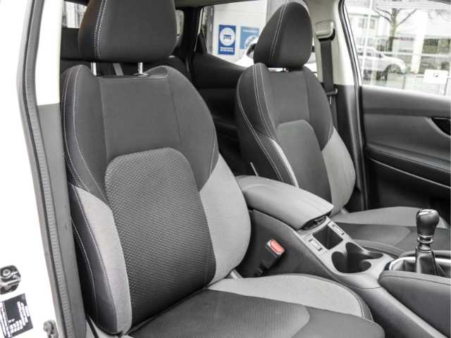Nissan  N-Connecta 1.3 DIG-T EU6d-T Panorama Navi Mehrzonenklima DAB Ambiente Beleuchtun