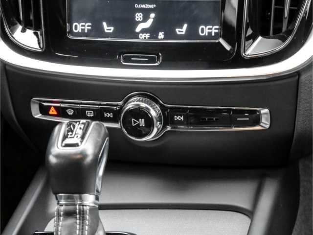 Volvo  Kombi R Design D4 EU6d-T Navi digitales Cockpit Soundsystem LED